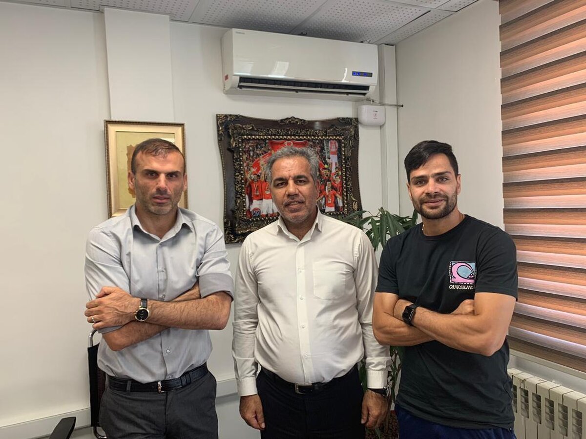 جلسه مدیرعامل پرسپولیس با آقا کریم و سید جلال + عکس