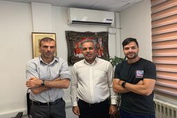 جلسه مدیرعامل پرسپولیس با آقا کریم و سید جلال + عکس