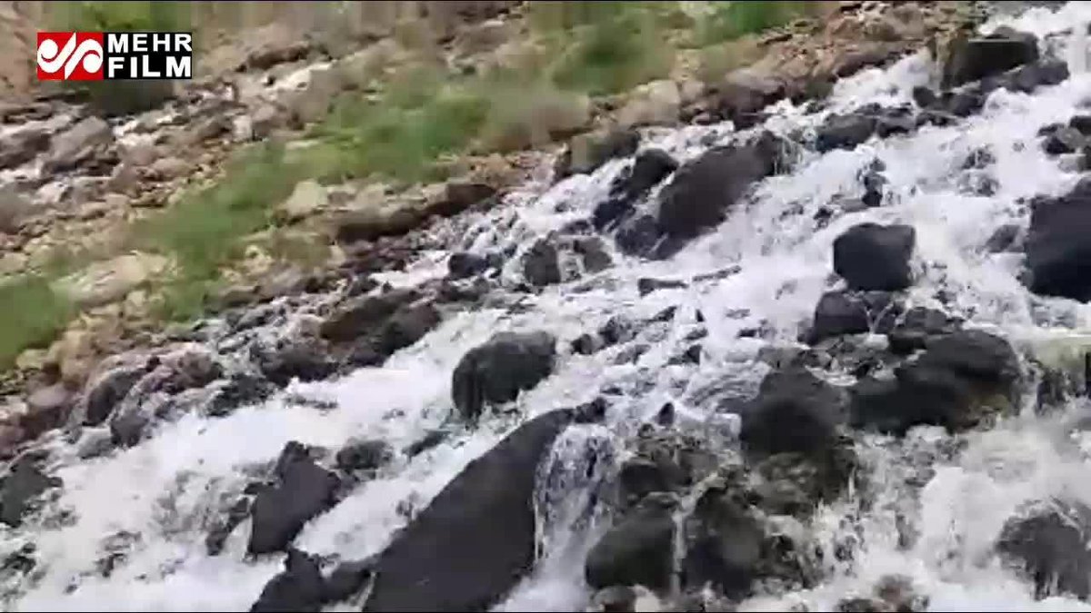 قایقسواری در «گهر» طبیعتگردی در «نی گاه» برفبازی در«آلپ ایران»