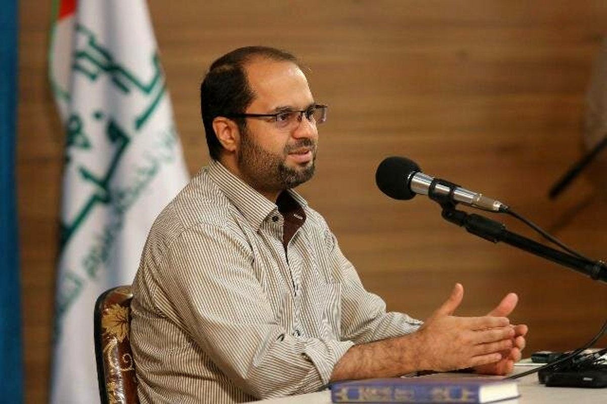 مجری برنامه «شیوه»: رویکرد تنگنظرانه حاکم بر صدا و سیما مانع حضور اندیشمندان به تلویزیون است