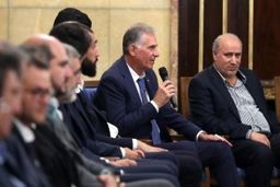 کی‌روش با لباس تشریفاتی در دیدار با رئیسی(عکس)