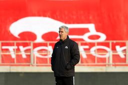 سولدو و تراکتور بایراقی(عکس)