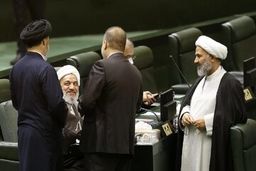 جزئیات استعفای ۴۳ نماینده جبهه پایداری مجلس