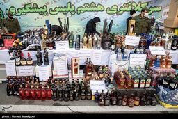 کشف بیش از 700 بطری مشروبات الکلی در محدوده خیابان جمهوری +عکس