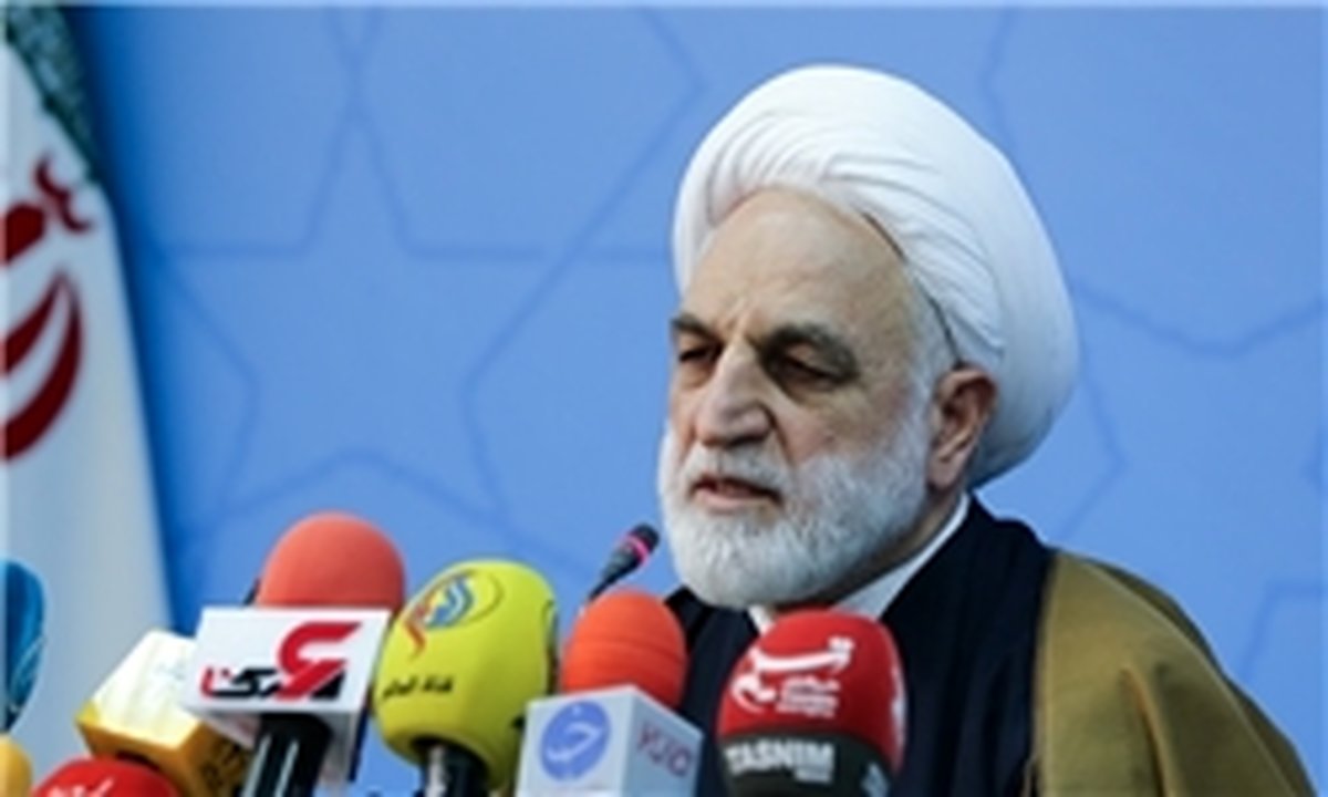 حراست، حسابرس و بازرسها بگویند در پرونده اختلاس از وزارت نفت کجا بوده اند؟