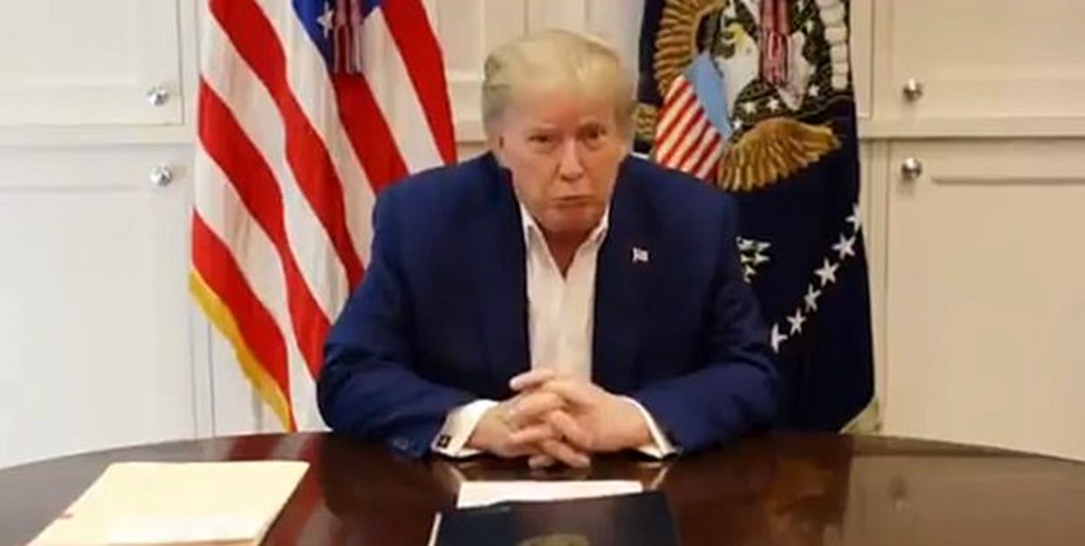 سانسور جنجالی سرفههای ترامپ از ویدئو پخش شده|فیلم