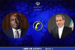 تلفن حساس عراقچی و دیوید لمی، وزیر امور خارجه انگلیس
