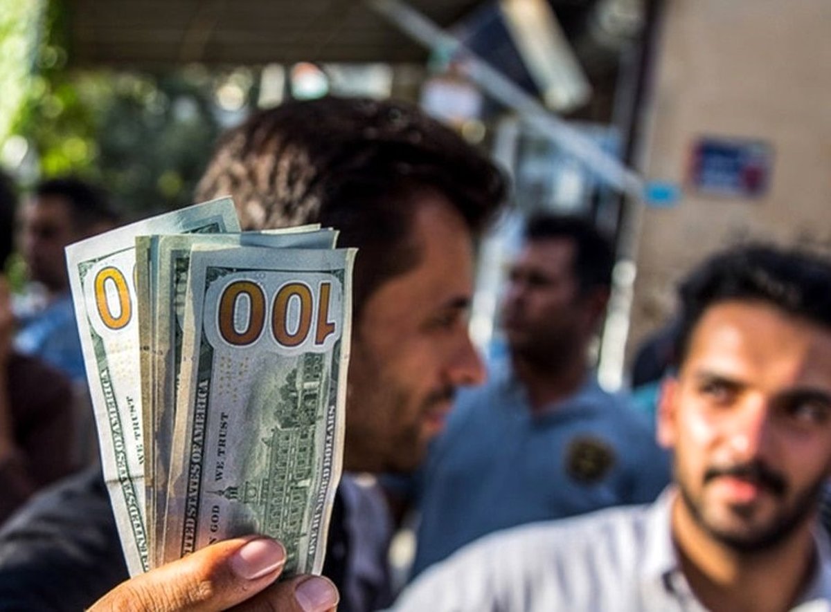 دلار بیش از 40 هزار تومان؛ آیا حقوق کارگران 1401 نیز افزایش مییابد؟!