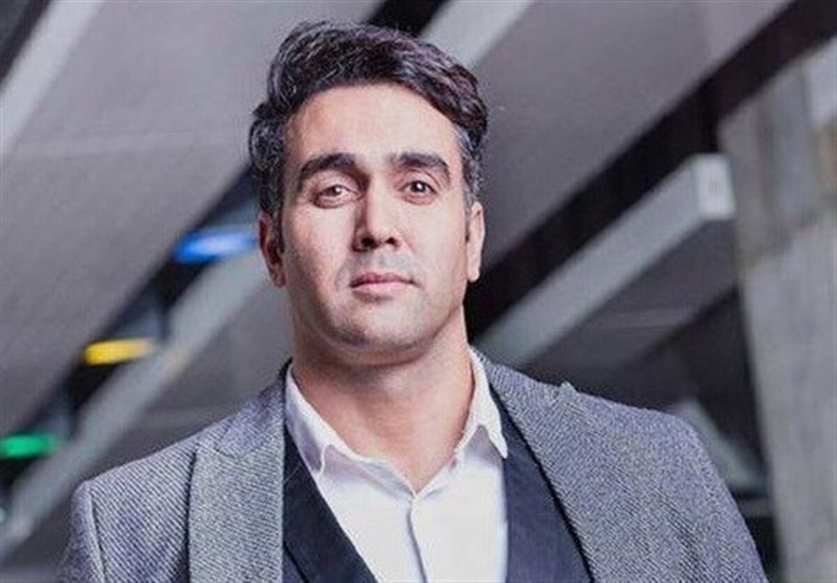تیپ قدیمی پوریا پورسرخ با کلاه شاپو + عکس
