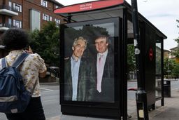 افشای نامه ترامپ به اپستین با تصویر یک زن برهنه