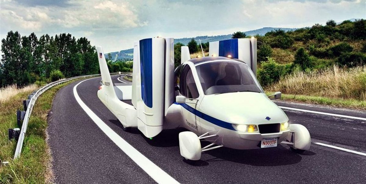 ماه دیگر جهان شاهد پیشفروش اولین خودرویی است که در کمتر از یک دقیقه تغییر شکل داده و پرواز میکند./ آغاز پیشفروش اولین خودروی پروازی جهان (+عکس)