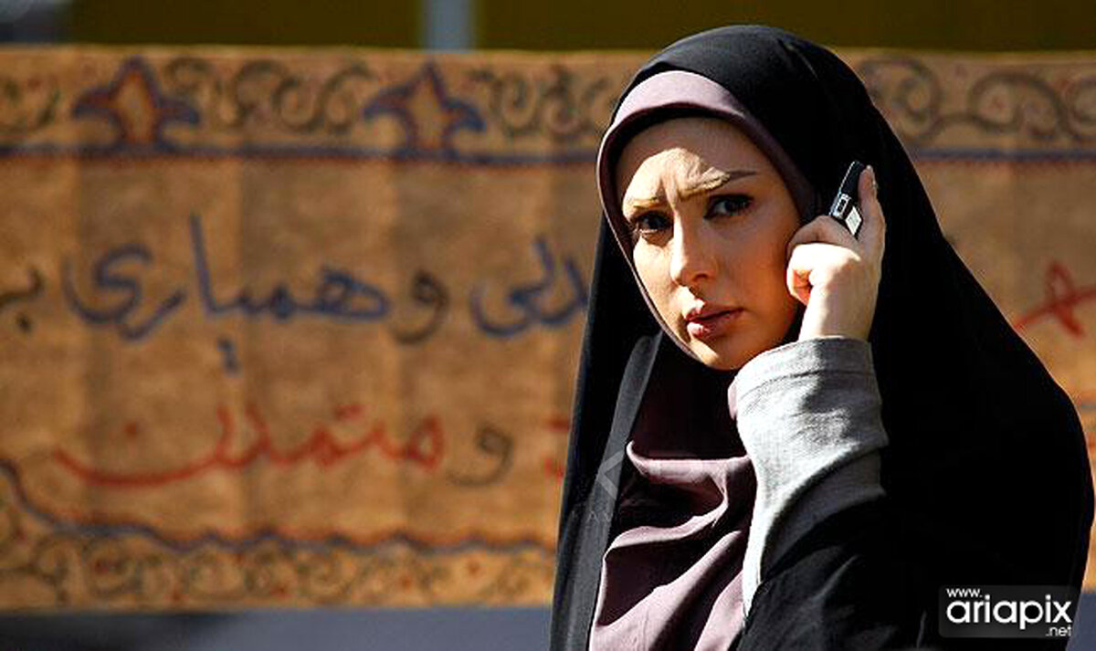 سلفی نیوشا ضیغمی و بهاره رهنما در ساحل + عکس