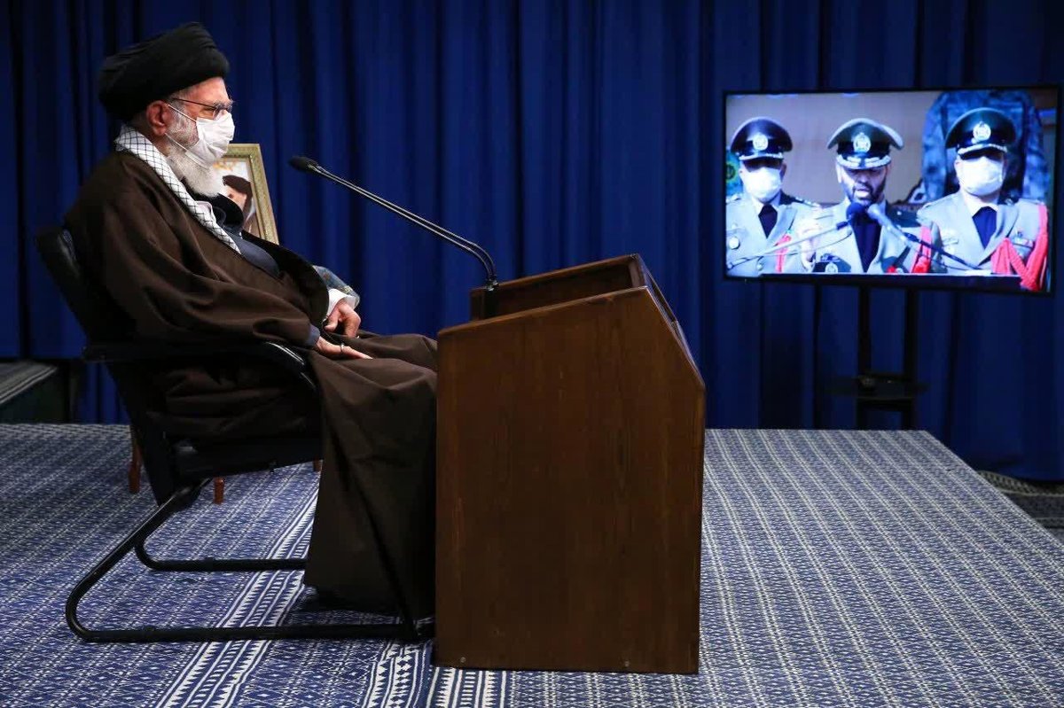 ارتباط تصویری فرمانده کل قوا با مراسم دانشآموختگی دانشجویان نیروهای مسلح