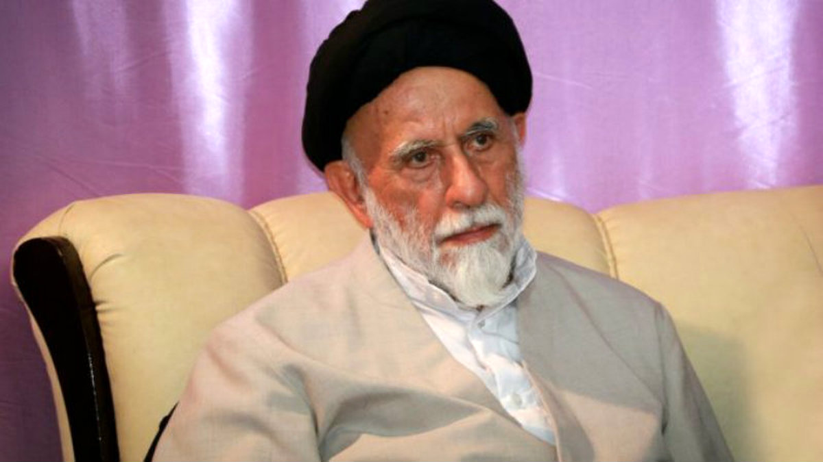 ناصر قوامی: اگر خاتمی از همتی حمایت کند اشتباه بزرگی را مرتکب میشود/ استمرارطلبان به خصوص کارگزاران فقط در پی قدرتاند/ برخی احزاب اصلاحطلب آبروی اصلاحات را میبرند