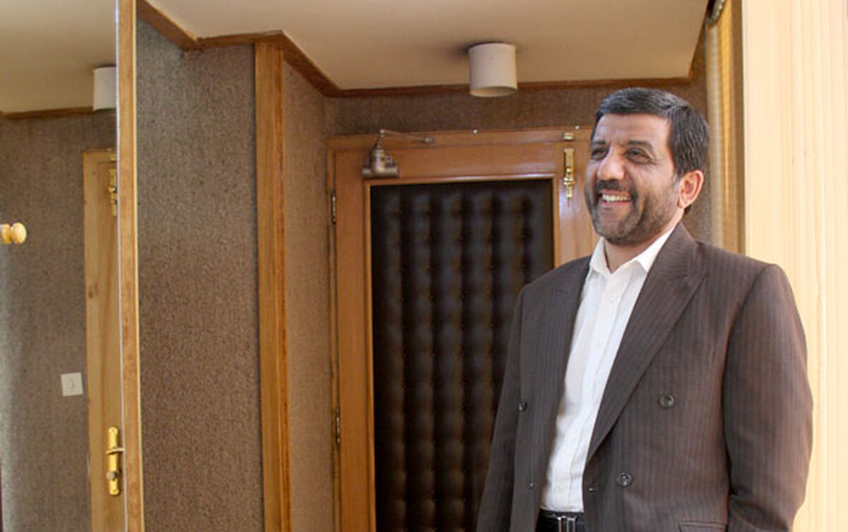 به امام جمعه تبریز گفتم شاخ غول را نشکستید رفتید استادیوم /حرف وحید حقانیان خطاب به جهانگیری سنخیتی با رفتار شخصی رهبری ندارد