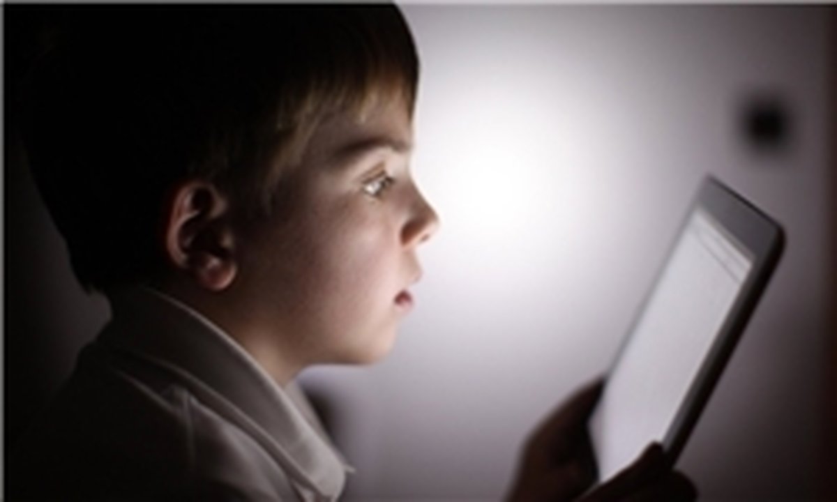 بچهها را تربیت نمیکنیم لااقل بیتربیتی را به آنها یاد ندهیم/ هشدار درباره تاثیر زندگی لاکچری روی فرزندان