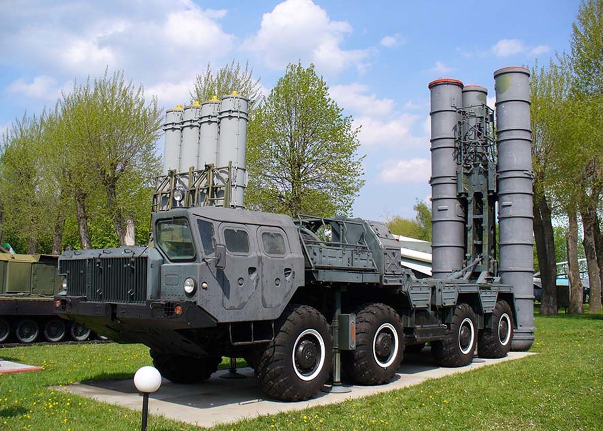 موشک های اس-۴۰۰های روسیه تغییر دهنده بازی در خاورمیانه