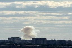 موشکباران اوکراین توسط روسیه همزمان با ورود پوتین به آلاسکا