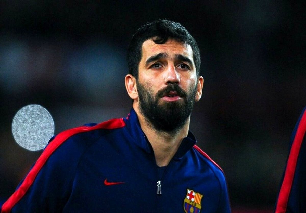 آردا توران از بارسلونا جدا می شود/ توافق با باشاکشهیر