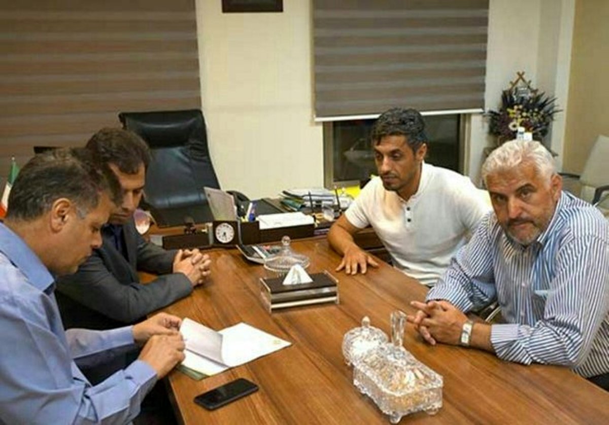 رسول خطیبی مالک باشگاه ماشینسازی تبریز شد