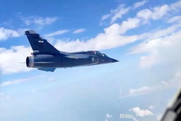 رونمایی از جنگنده هیولای ایرانی 