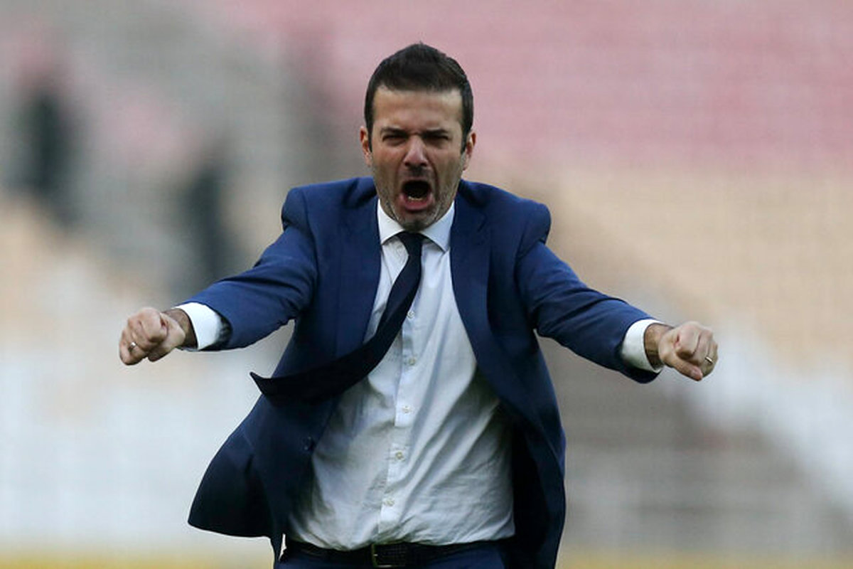 استراماچونی و دستیارانش به تمرین استقلال نیامدند/ وضعیت قرمز در اردوی آبیها