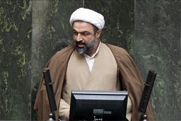 سوپر انقلابی ها دنبال انتقام از ظریف