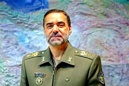 وزیر دفاع: دانش‌آموزان ذخایر راهبردی جمهوری اسلامی هستند  