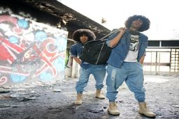  دلتنگی عاشقانه رحمان و رحیم سریال پایتخت+ عکس
