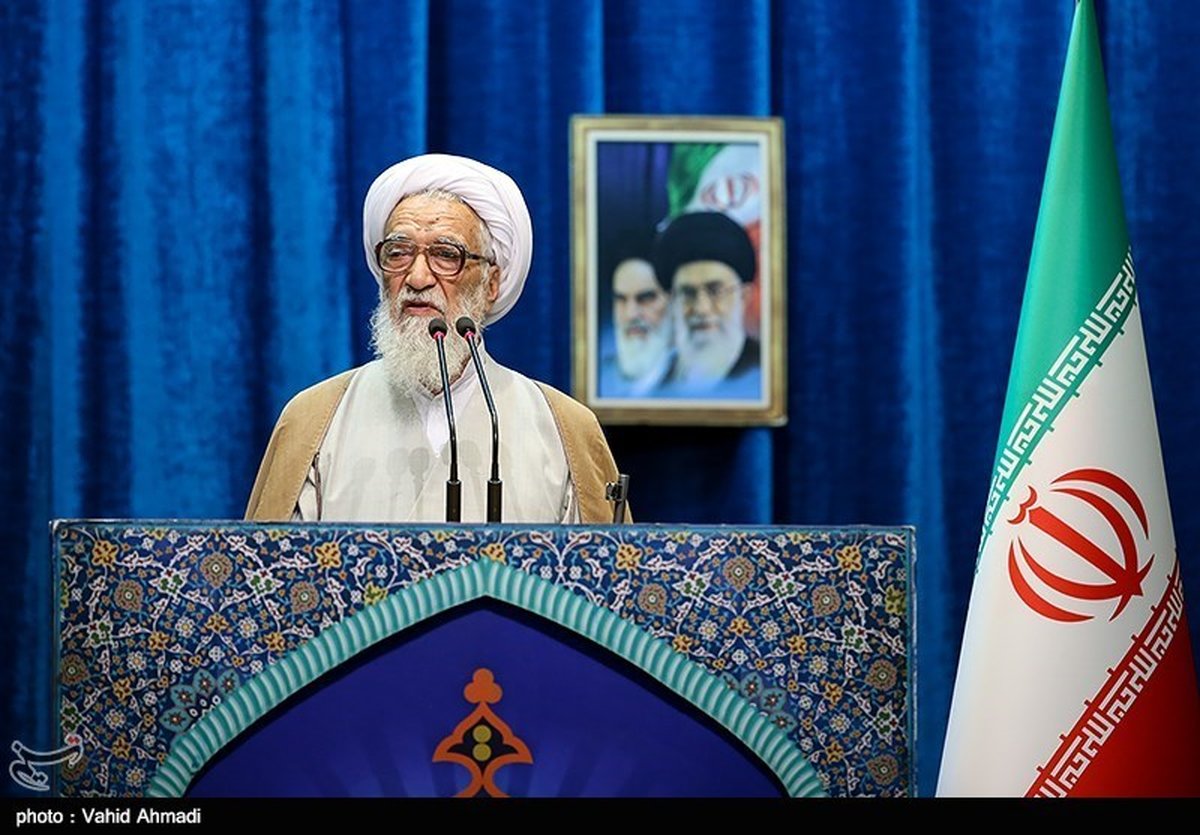 آیتالله موحدی خطاب به دولت: اگر با کلید نمیتوانید، با چکش قفل مشکلات را باز کنید