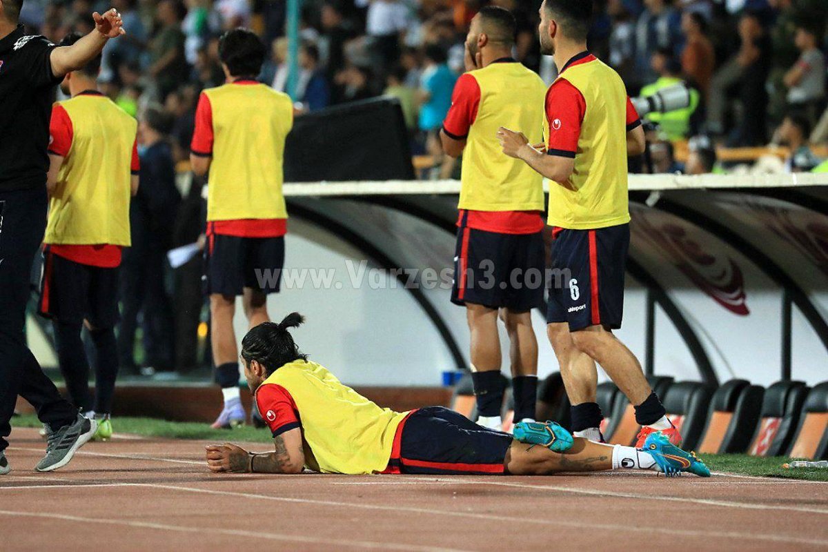 جنگ رختکنها؛ غائله مبتذل فوتبال ایران