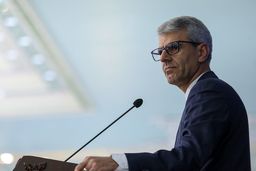 ورود گروسی ممنوع ؛ معاونش در راه ایران