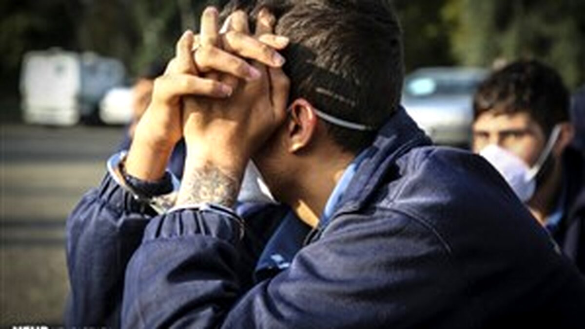 داماد خشمگین همسرش و پدر و مادر او را در تاکستان کشت