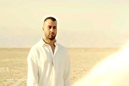 توماج صالحی از زندان آزاد شد