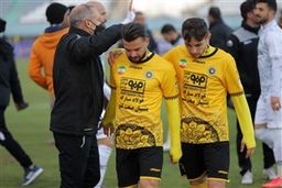 آلومینیوم 5(1) - سپاهان 4 (1)؛ایستگاه اراک؛پیاده شو!