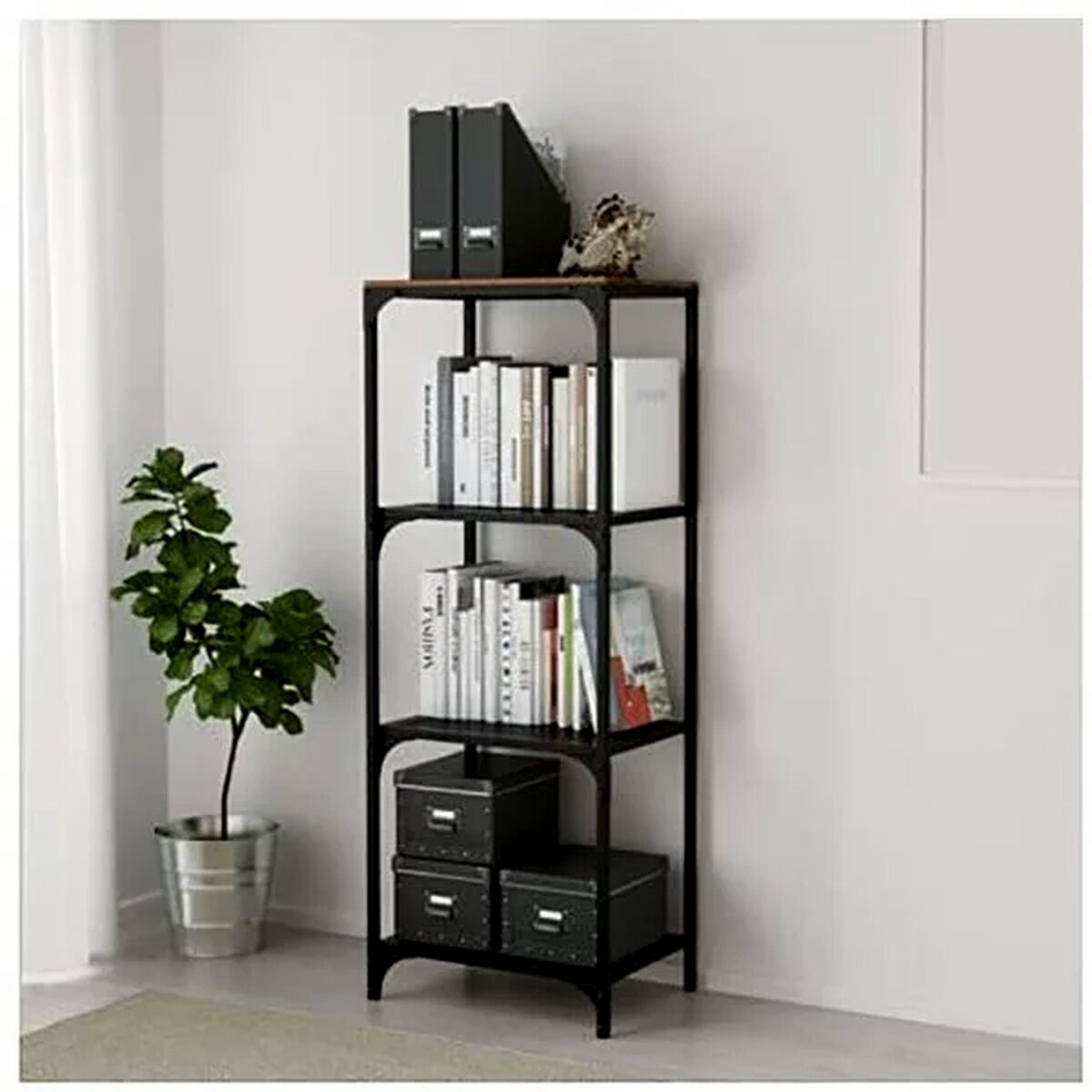 کتابخانه چوبی یا فلزی؛ کدام یک گزینه بهتری برای دکوراسیون شماست؟
