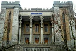 شریعتی:راه رفع مشکلات اقتصادی از خیابان امام خمینی است