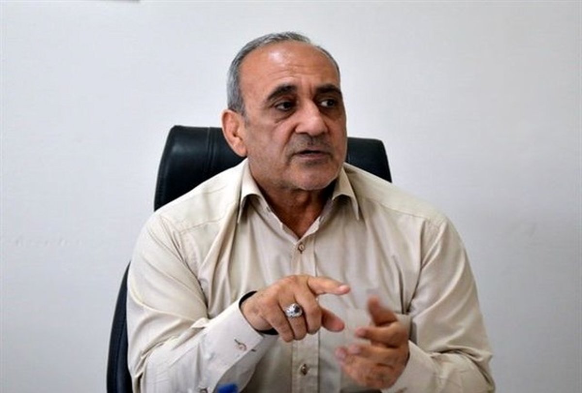 آقای گرشاسبی لطفا جلوی اینفانتینو دستتان را دراز نکنید!