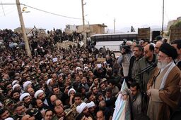 با غم شما، دلهای ما پر از غم و افکار ما نیز گرفتار شد.
