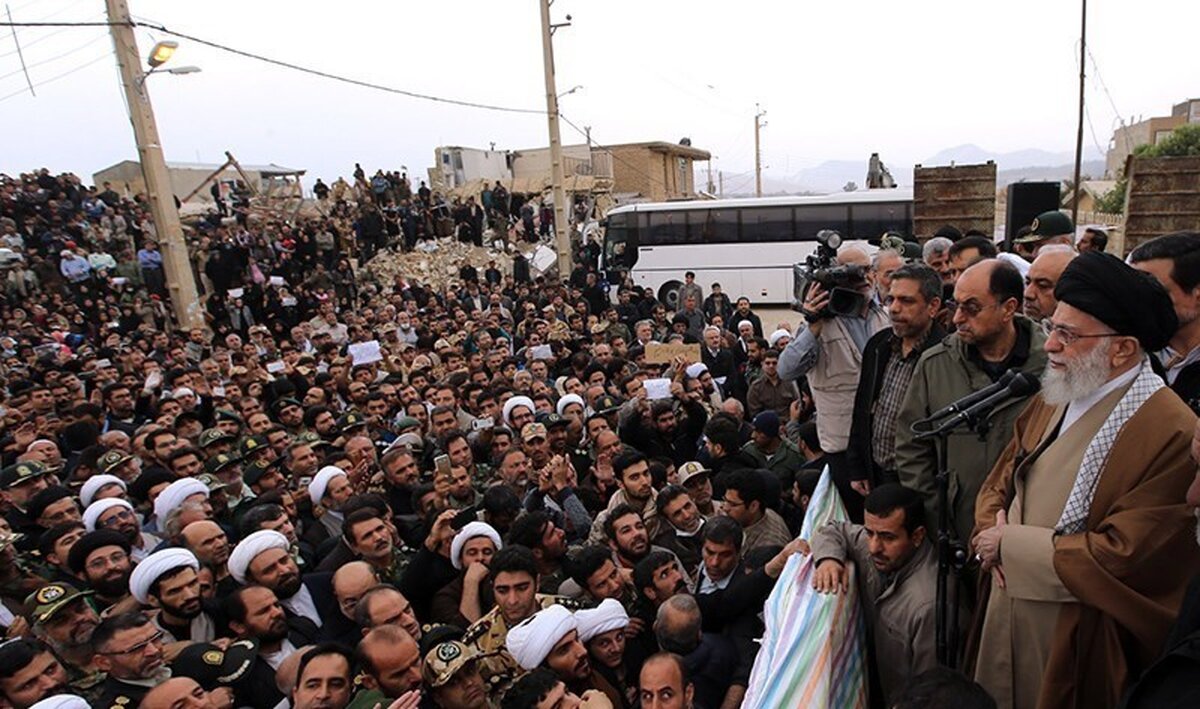 با غم شما، دلهای ما پر از غم و افکار ما نیز گرفتار شد.

