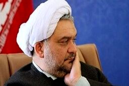 عباس امیری‌فر: احمدی‌نژاد برخلاف رئیسی اصلا اهل مشورت نبود
