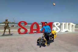 دور دنیا با دوچرخه/ داستان مردی عاشق سفر