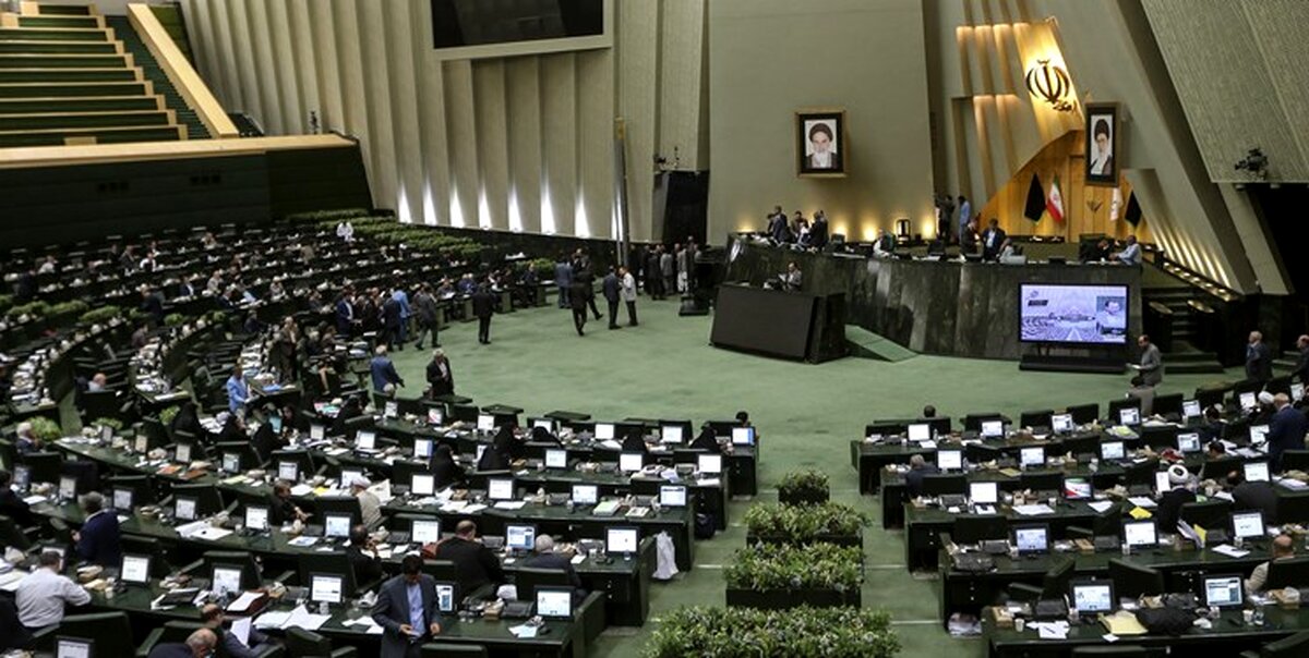 بحرینی: مجلس شفافیت را از خود آغاز کرده و سراغ سایر دستگاه‌ها می‌رود