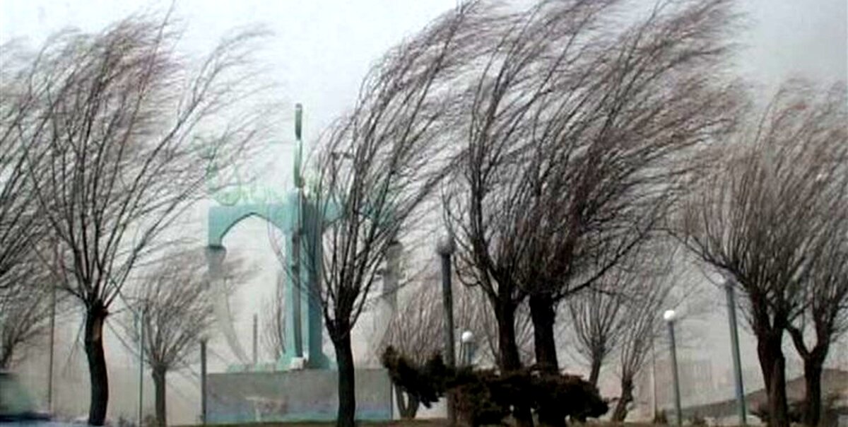 تندباد شدید غرب مازندران را در نوردید/ قطع برق نوشهر و چالوس