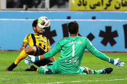 توقف سپاهان مقابل گسترش/ کرانچار و کریمی امتیازات را تقسیم کردند