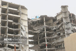 آخرین آمار حادثه آبادان؛ 21 جانباخته از زیرآوار بیرون آورده شد