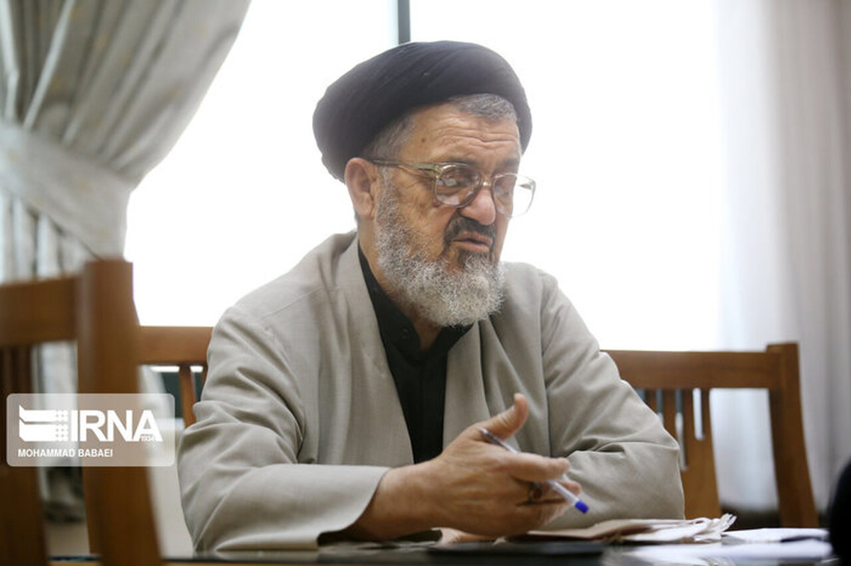 اکرمی: اگر بایدن به برجام برگشت و پول هاى ما را آزاد کرد مىگوییم اللهم صل على محمد و آل محمد