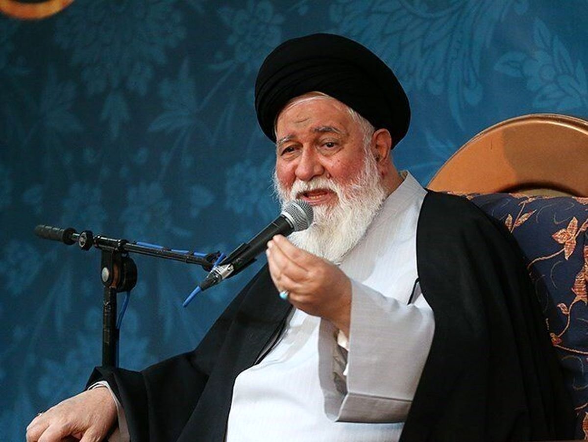 علمالهدی به ظریف:با این گورباچف بازی ها می خواهی همه کاره شوی