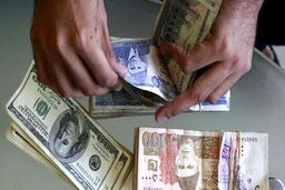 فینچ مدعی شد/ امکان تک نرخی شدن ارز در ایران بسیار ضعیف است