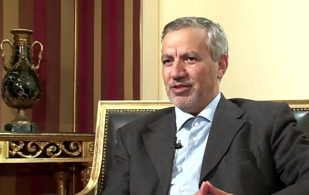 عطاالله مهاجرانی: شارلاتانیسم جوهر حکمرانی ترامپ است